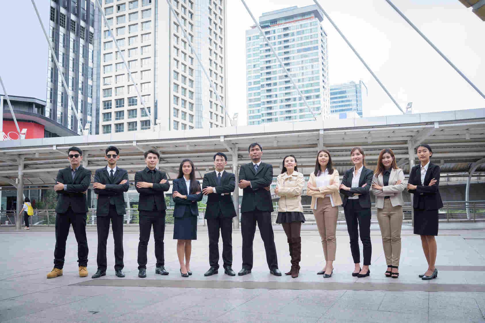 Imagen destacada: ¿Qué es lo mejor para tu empresa, tener un lider-gerente o solamente gerentes?
