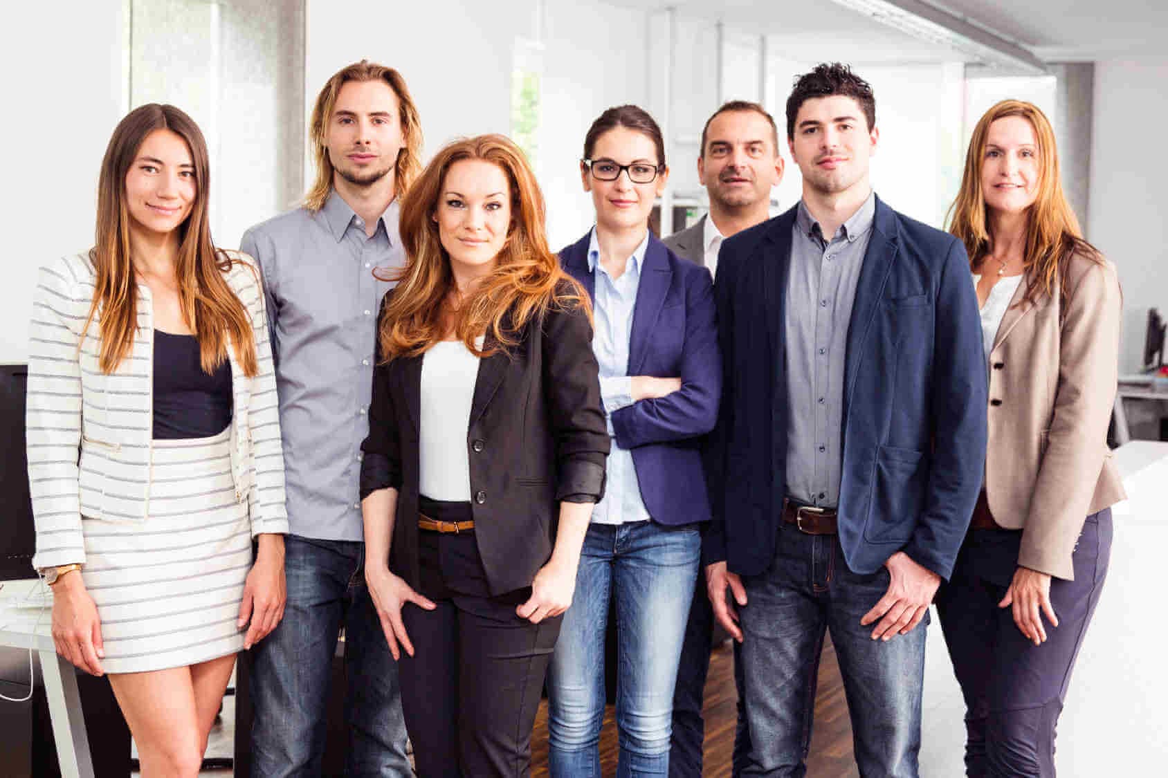 Imagen destacada: Departamento de ventas: ¿Cómo crear uno en tu empresa?