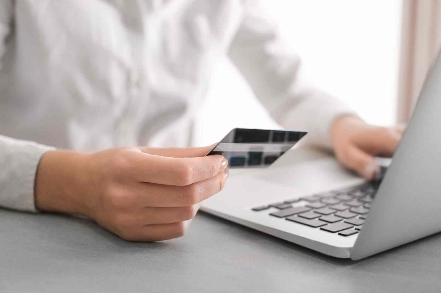 Imagen destacada: Comercio electrónico: Qué beneficios tiene para tu negocio