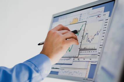 Imagen destacada: Cómo aplicar y analizar el método de tendencia en tu empresa