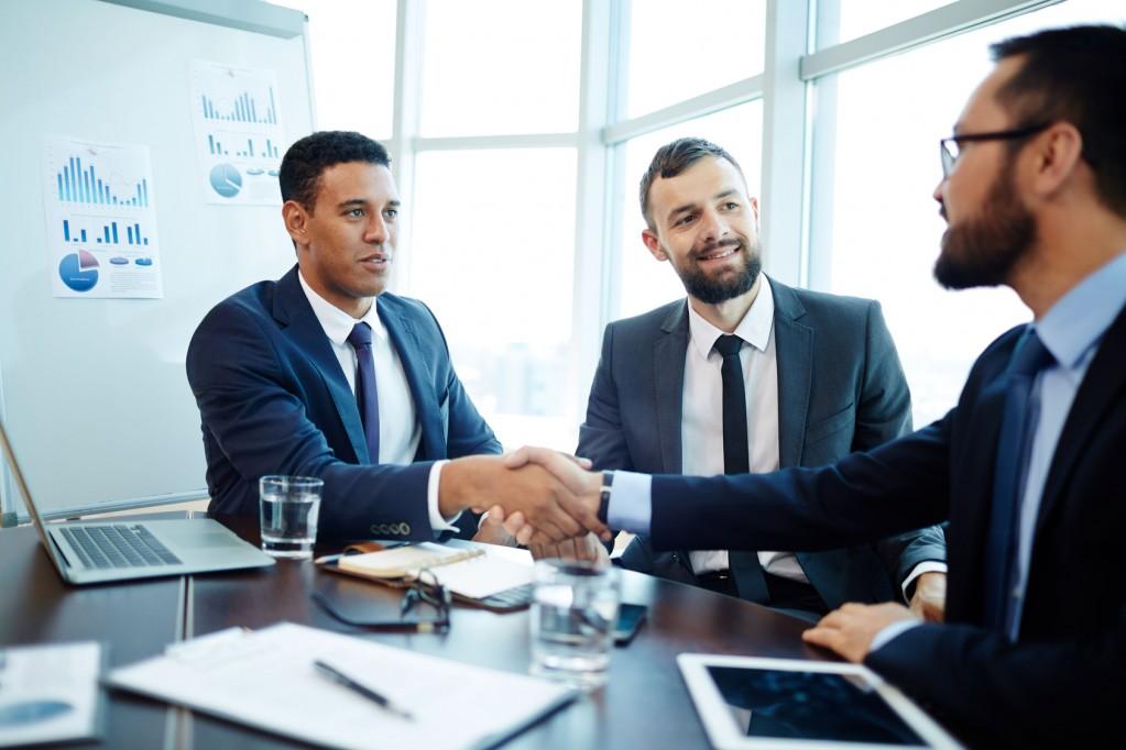 Imagen destacada: Decisiones directivas en la empresa